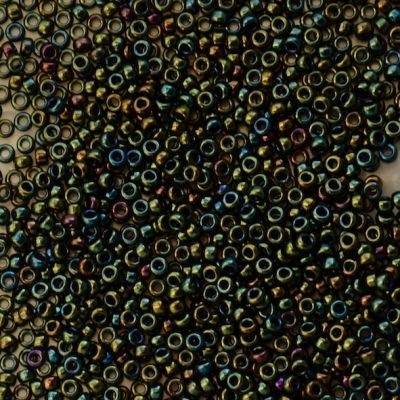 15-0453 Forest Green Iris Size 15 Seed Beads