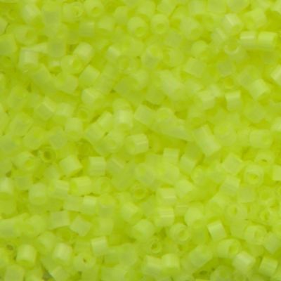 DB1857 Silk Inside Dyed Lime Delica