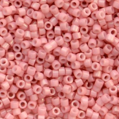 DB1906 Op Rosewater Delica