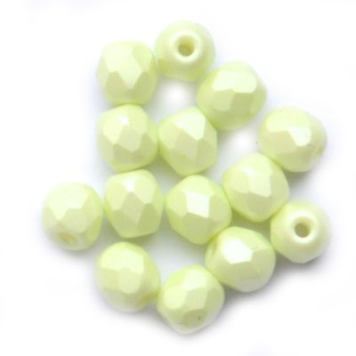 FG524 4mm Fondant Eau de Nil Facet