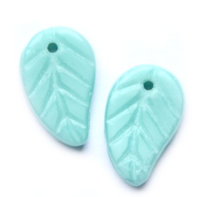 GL1121 11x7mm Turquoise Leaf