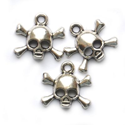 MB959 Skull & Cross Bones Charm