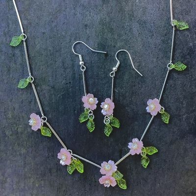 Mika Necklace and Earrings Kit