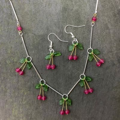 Morello Necklace and Earrings Kit