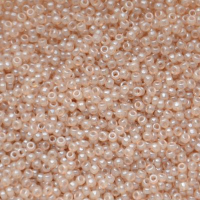 RC11-2370 Translucent Jasmine Size 11 Seed Beads
