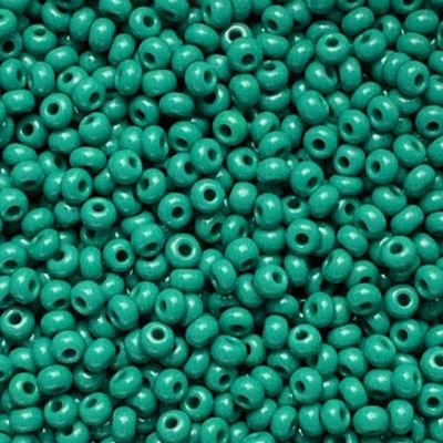 RC687 Chalk Spruce Green Size 10 Seed Beads