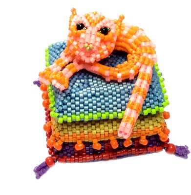 Cat on Cushions Beaded Box Kit