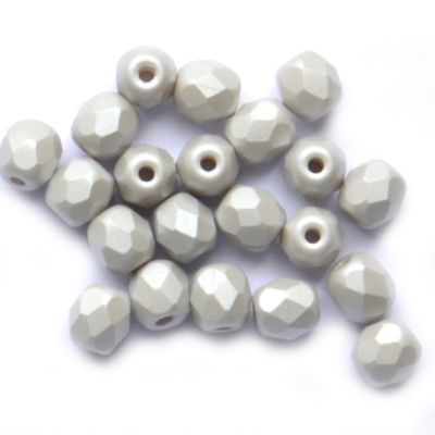 FG520 4mm Fondant Silver Grey Facet