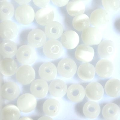 GL5672 White Cats Eye Rounds