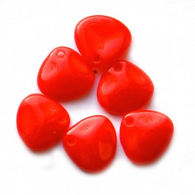 GL5802 Siam Petal Bead