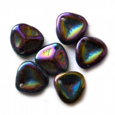 GL5803 Green Scarab Petal Bead