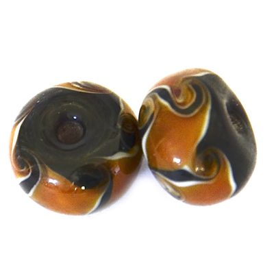 GL6640 Black Bead with Toffee Swirl