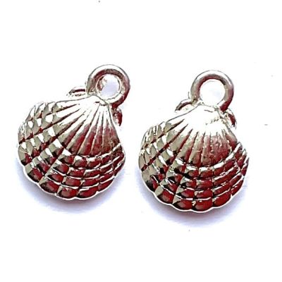 MB054 13x10mm Silver Scallop Shell