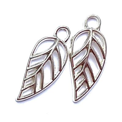 MB069 19x8.5mm Willow Leaf Charm