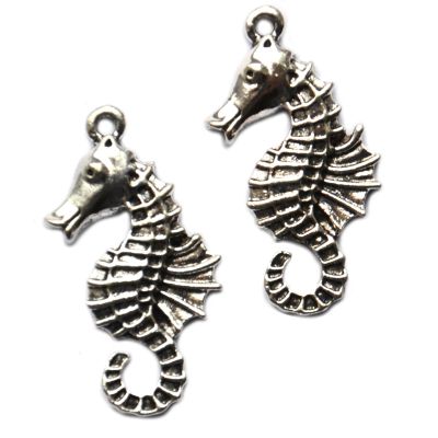 MB898 Seahorse Pendant Charm