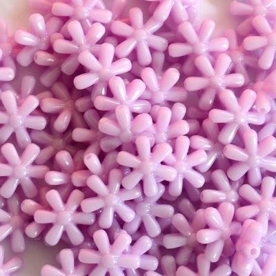 PB186 14mm Lilac Flower Bead