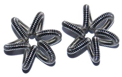 MB652GRB 15mm Grey Black Twisted Filigree Flower Link