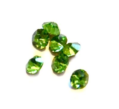 FS008 2.5mm Peridot Chaton