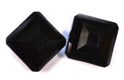 CC1034 14mm Jet Cut Crystal Square