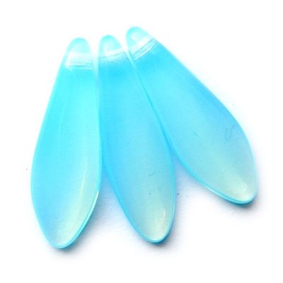 GL4094 15x5mm Soft Turquoise Dagger