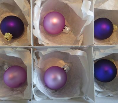 BAU001 Pack of 6 x 30mm baubles