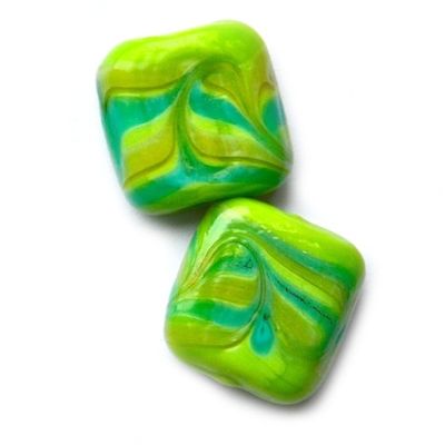 GL5148 12mm Green Swirl Flat Square