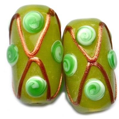 GL5228 22x12mm Spring Green Criss Cross Tube