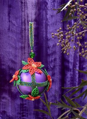 Poinsettia Bauble Kit