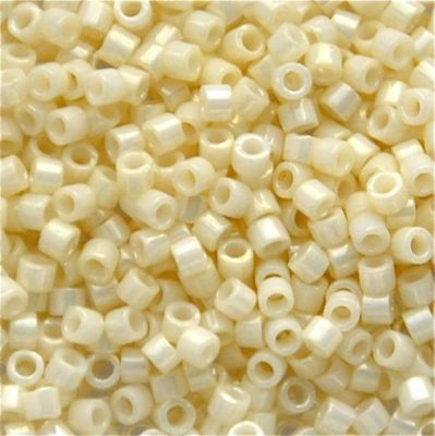 DB0203 Ceylon Light Yellow Delica