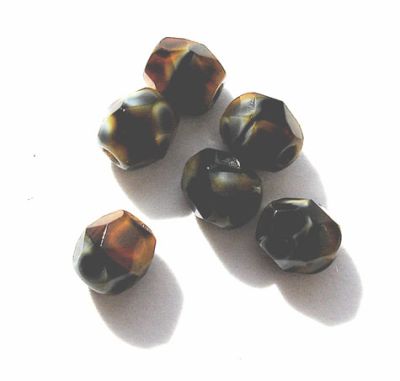 FG462 4mm Grey Tortoiseshell Facet