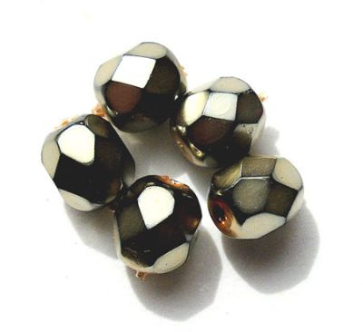 FG685 6mm Metallic Cream Facet