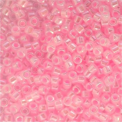 DB0244 Lined Crystal/Light Pink Delica