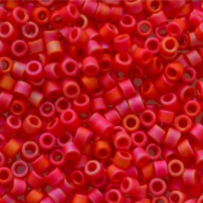 DB0873 Mat Opaque Cranberry AB Delica