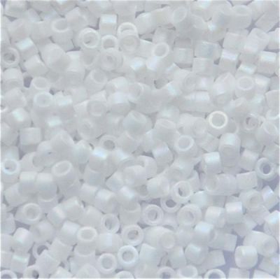 DB0351 Matte White Delica