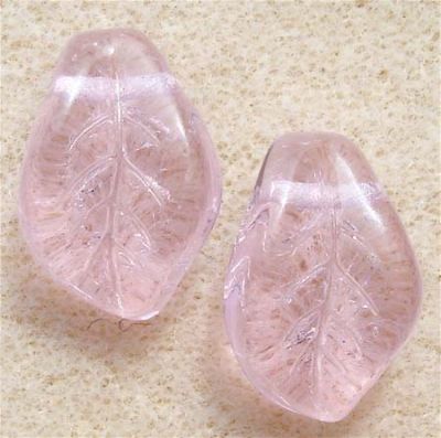 GL1108 14x9mm Baby Pink CR Leaf
