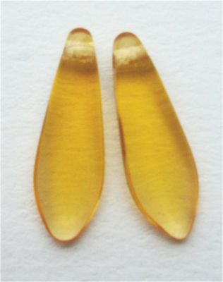 GL0831 15x5mm Topaz Dagger