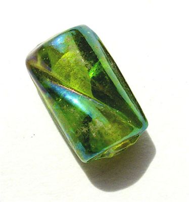 GL0964 10x8mm Emerald Twisted Tube