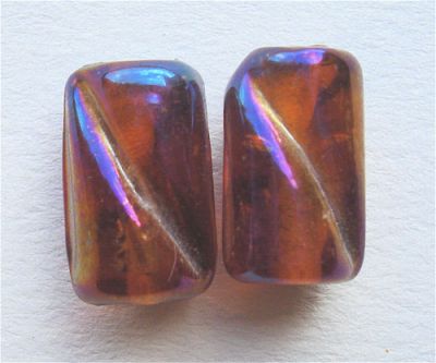 GL0973 10x8mm Topaz Twisted Tube