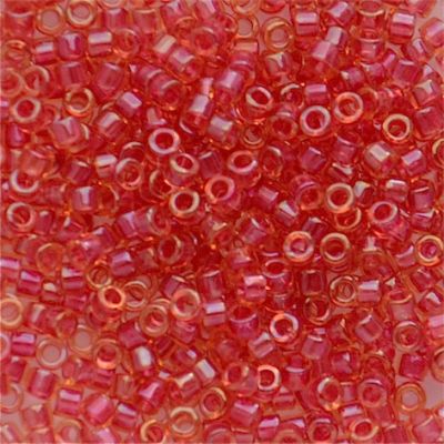 DB0062 Lined Light Cranberry AB Delica