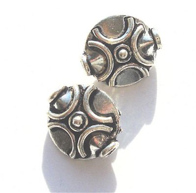 MB538 Decorated metal disc