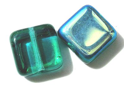 GL2546 8mm Emerald Green AB Flat Square
