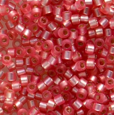 DB0685 Semi Matte SL Light Cranberry Delica