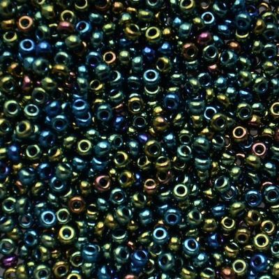 RC614 Op Green Scarab Size 10 Seed Beads