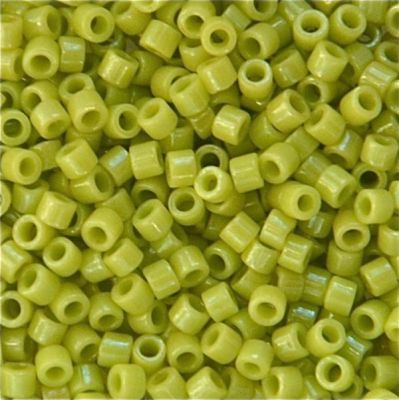 DB0262 Opaque Chartreuse Lustre Delica