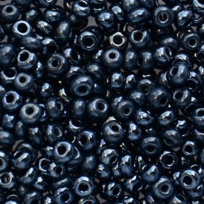 RC732 Gunmetal Pearl Size 8 Seed Beads