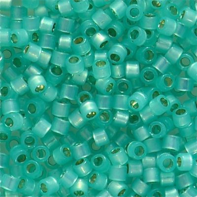 DB0627 Dyed Aqua Green SL Alabaster Delica