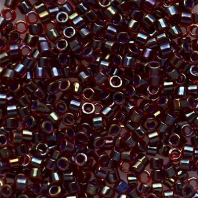 DB0296 Lined Ruby AB Delica