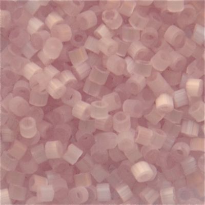 DB0820 Pale Rose Silk Satin Delica