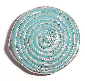 MB081 20mm metal disc with spiral and turquoise decoration