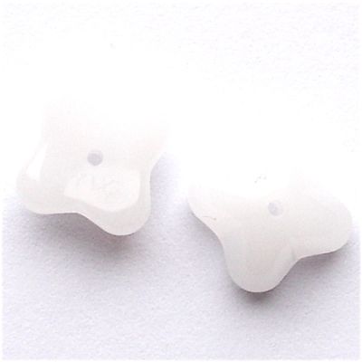 GL3008 8mm white curved flower